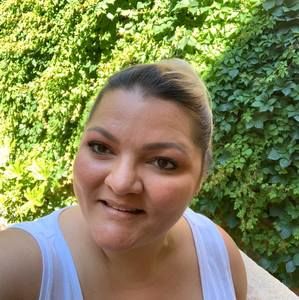 Meet your Posher, Nidia